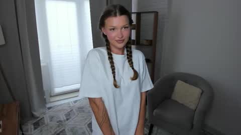 Liza online show from 03-31-26, 02:06