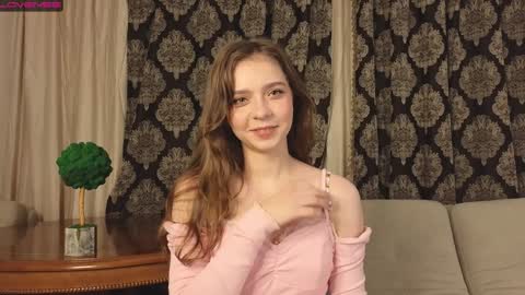 Hello there im Amelia Im new here Lets have fun online show from 01-09-25, 03:04