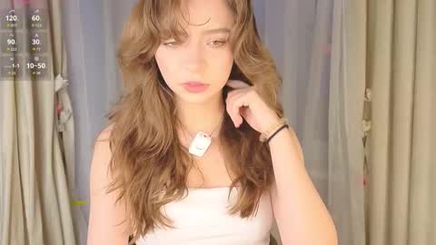 Hello there im Amelia Im new here Lets have fun online show from 11-06-25, 03:07