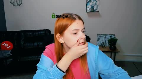 Snapshot of lizi_blow chatting on 01-14-25, 01:28 Lizi online show from 01-14-25, 01:28