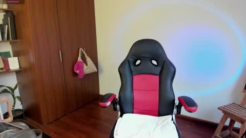 lizynick online show from 03-25-26, 08:37