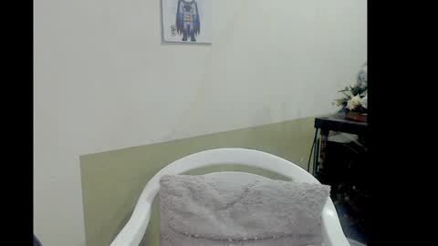 lizz1305 online show from 12-03-24, 04:50