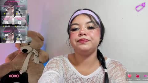 Snapshot of lizz_tender chatting on 04-23-26, 11:31 Lizz online show from 04-23-26, 11:31