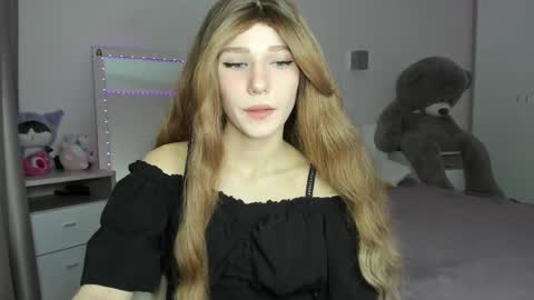 lizza_a online show from 03-31-26, 05:24