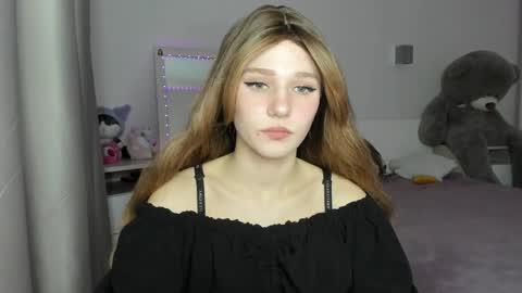 lizza_a online show from 04-01-26, 05:43
