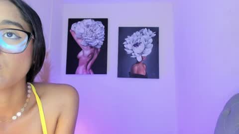 Snapshot of lizzakennedy chatting on 06-14-26, 02:46 Lizza online show from 06-14-26, 02:46