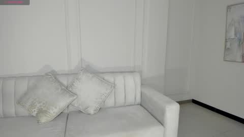 Lizzi  online show from 04-04-26, 07:44