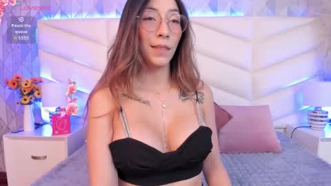 LIZZI online show from 02-19-26, 09:00