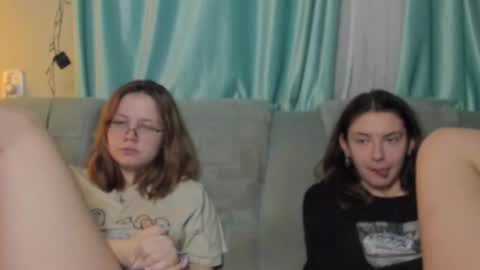 lizzi_muur online show from 01-06-25, 07:45