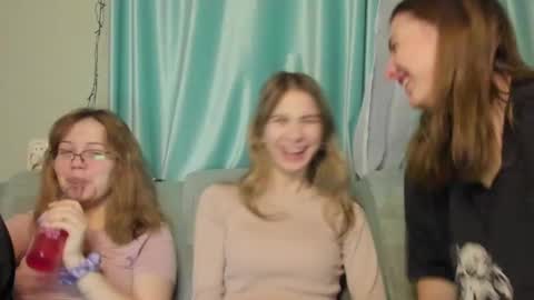 lizzi_muur online show from 01-10-25, 07:11