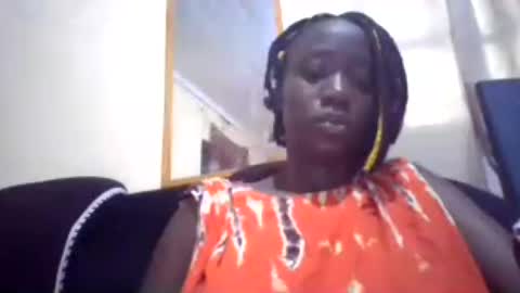 Snapshot of lizzie2020 chatting on 06-22-26, 03:47 lizzie2020 online show from 06-22-26, 03:47