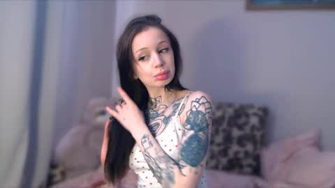 Snapshot of lizziesweety chatting on 04-22-26, 05:32 liza liza liza online show from 04-22-26, 05:32