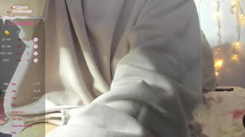 Snapshot of lizzy_kawuaii chatting on 01-06-25, 03:42 lizzy online show from 01-06-25, 03:42