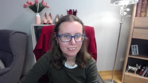 Lizzy online show from 12-05-25, 05:38