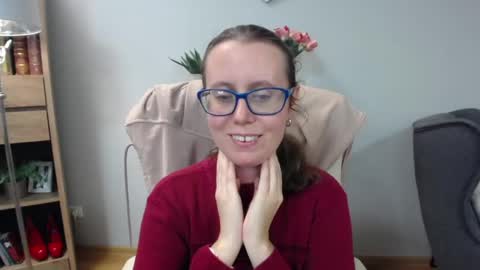 Snapshot of lizzy_sparkle chatting on 05-14-26, 05:14 Lizzy online show from 05-14-26, 05:14