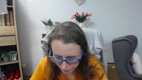 Snapshot of lizzy_sparkle chatting on 07-24-26, 06:44 Lizzy online show from 07-24-26, 06:44