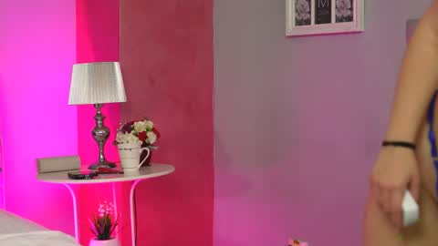 Snapshot of lizzybliss chatting on 05-27-26, 05:21 Lizzy online show from 05-27-26, 05:21