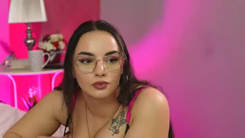 Snapshot of lizzybliss chatting on 06-01-26, 05:25 Lizzy online show from 06-01-26, 05:25