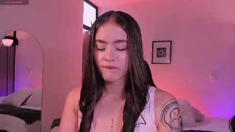 Snapshot of lizzycolins chatting on 06-24-26, 07:13 Lizzy Colins online show from 06-24-26, 07:13