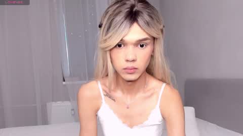 lizzydelrey online show from 07-12-26, 05:26