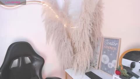 Lizzy  online show from 09-25-25, 04:49