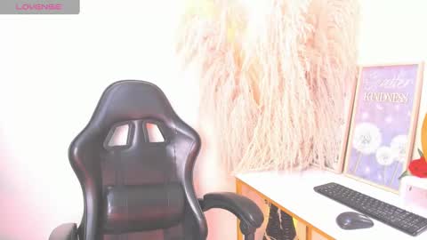 Lizzy  online show from 09-26-25, 05:00