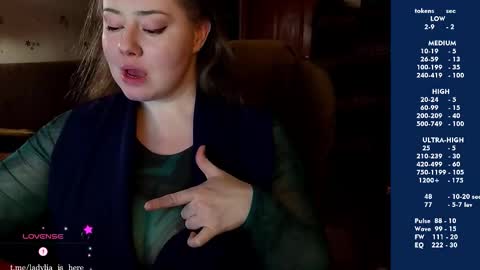 Lia online show from 03-19-26, 03:49