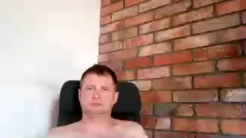 Snapshot of lllukasssxxx chatting on 07-15-26, 12:10 lllukasssxxx online show from 07-15-26, 12:10