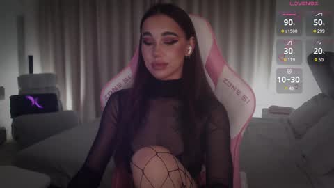 Linn my new page online show from 02-23-25, 08:33