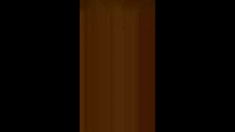 Snapshot of lo82 chatting on 05-19-26, 03:51 Lo82 online show from 05-19-26, 03:51