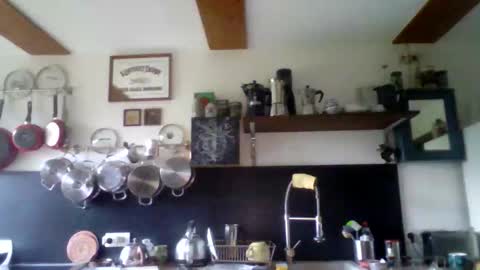 Snapshot of lof696969 chatting on 05-12-26, 06:05 Floric Matthew online show from 05-12-26, 06:05