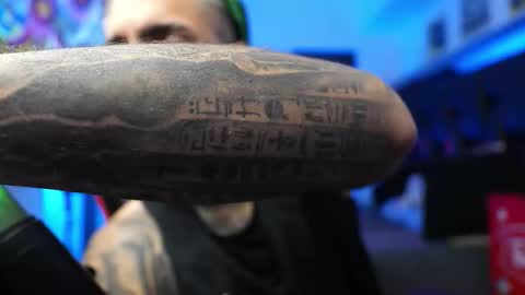 logan_hugh8 online show from 02-07-26, 04:22