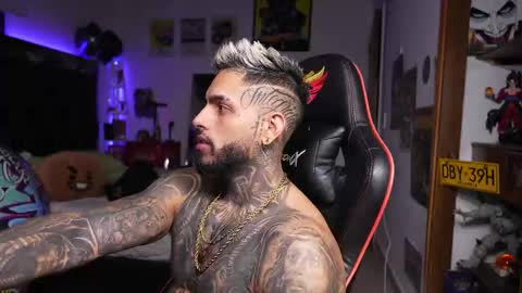 logan_hugh8 online show from 04-17-26, 06:49