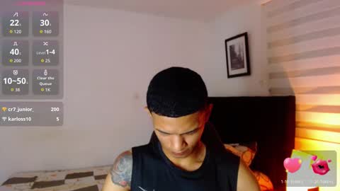 Snapshot of logan_military chatting on 10-30-25, 11:49 logan online show from 10-30-25, 11:49