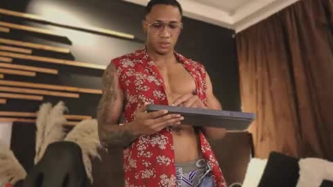 logan_varela online show from 01-26-25, 12:16