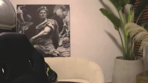 logan_varela online show from 02-16-25, 04:42