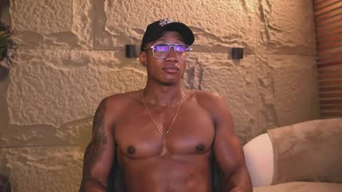 logan_varela online show from 03-12-25, 10:39