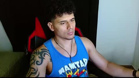 Snapshot of loganandrwz chatting on 02-06-26, 11:52 Loganandrwz online show from 02-06-26, 11:52