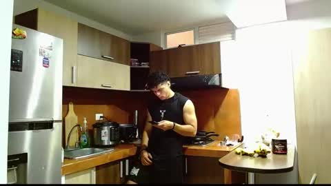 Snapshot of loganandrwz chatting on 02-24-26, 06:06 Loganandrwz online show from 02-24-26, 06:06