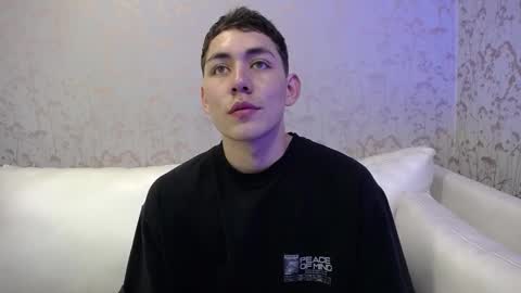 Loganfoster  online show from 12-01-25, 08:03