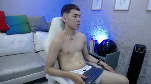 Loganfoster  online show from 12-18-25, 08:26