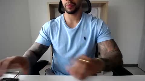 Logan Wolfp online show from 08-02-26, 10:52
