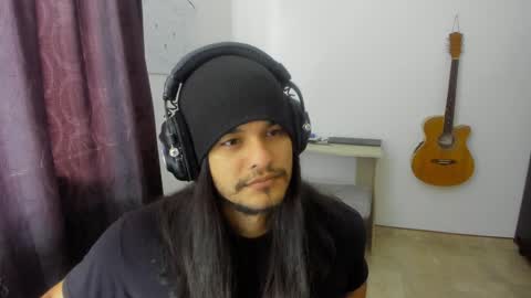 Snapshot of loganhot22 chatting on 02-03-25, 02:55 Logan online show from 02-03-25, 02:55