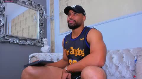 U can call me Logan online show from 09-22-25, 02:35