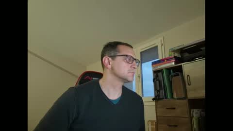 Snapshot of loic31_31 chatting on 03-07-25, 06:00 loic31 online show from 03-07-25, 06:00