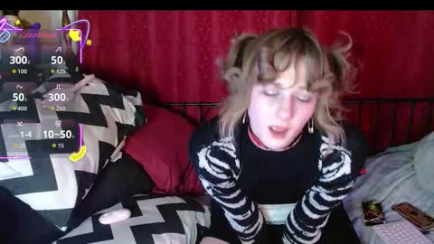 Snapshot of loki_understyx chatting on 02-08-26, 04:38 Loki online show from 02-08-26, 04:38