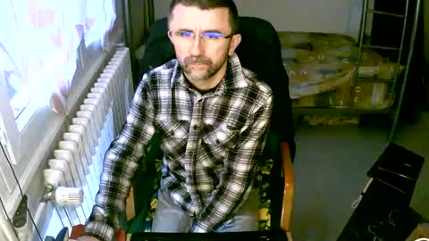 lokoum39 online show from 01-31-25, 04:06