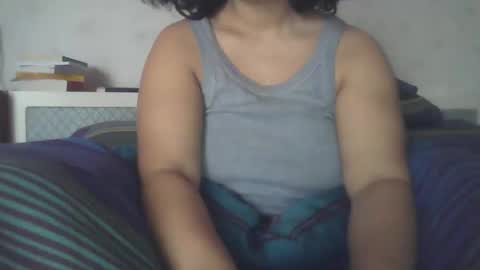 Snapshot of lola93939 chatting on 12-02-25, 08:19 lola93939 online show from 12-02-25, 08:19