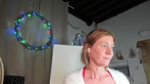 Snapshot of lola_belgium chatting on 12-27-24, 06:53 lola_belgium online show from 12-27-24, 06:53