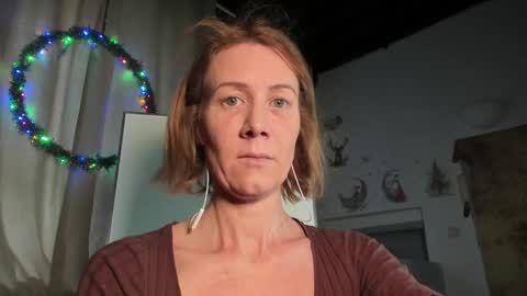 Snapshot of lola_belgium chatting on 01-19-25, 02:49 lola_belgium online show from 01-19-25, 02:49